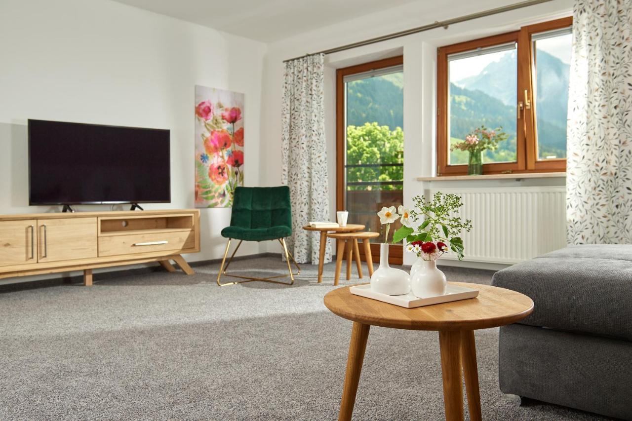 Hornblick Fewo- Ab Mai Freie Fahrt Mit Bergbahnen Oberstdorf Buitenkant foto