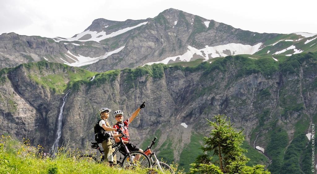 Hornblick Fewo- Ab Mai Freie Fahrt Mit Bergbahnen Oberstdorf Buitenkant foto